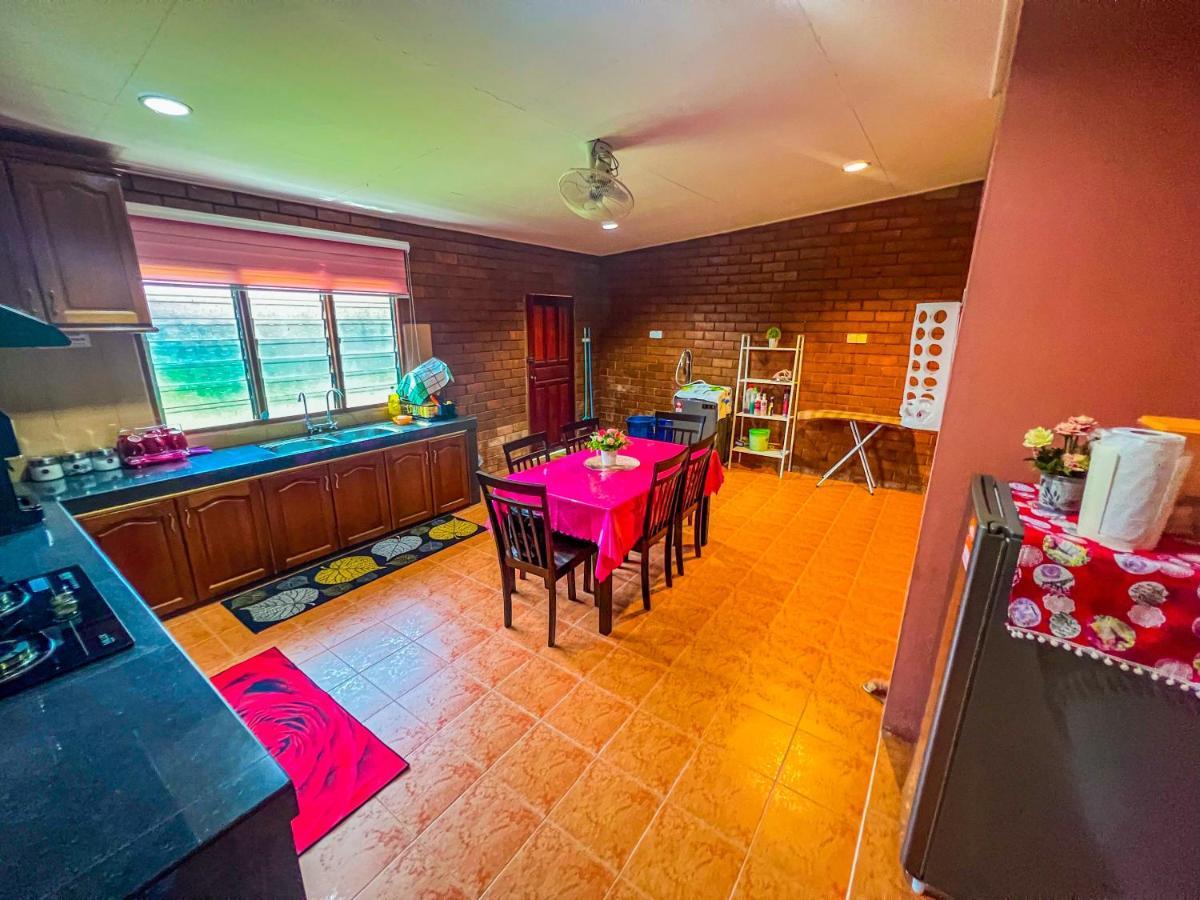 Nail Guest House Kuala Besut Kampong Nail Buitenkant foto